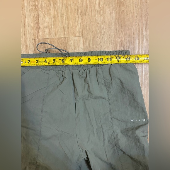 Wilo Women's Olive Jogger Pants - Picture 7 of 8